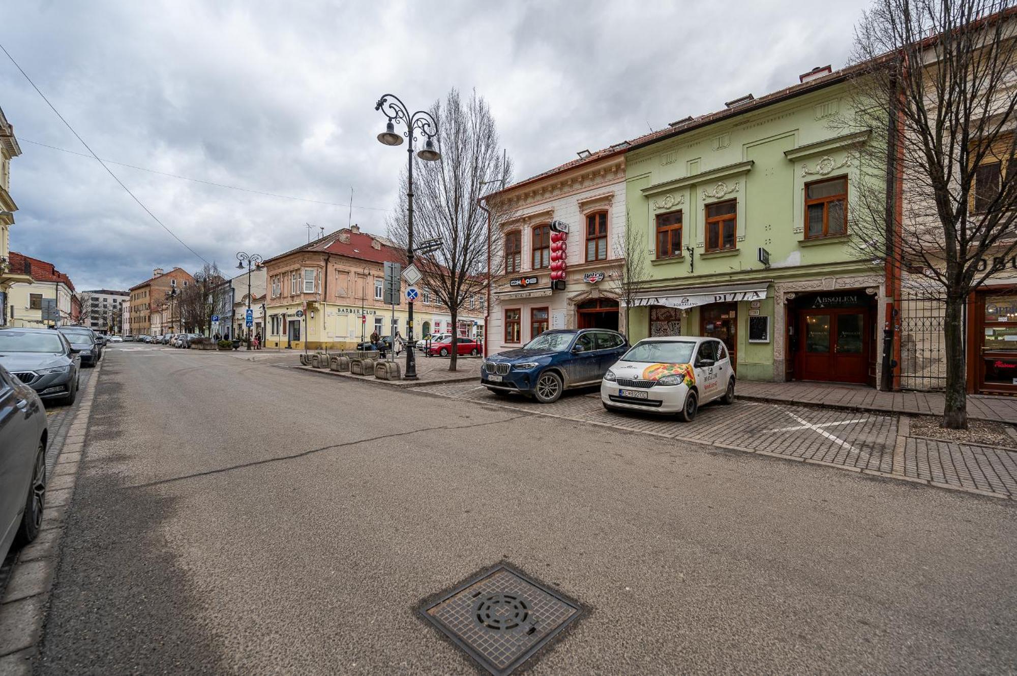 K1 Piatok Sobota Disco Cez Tyzden Tichy Apartman كَشّا المظهر الخارجي الصورة